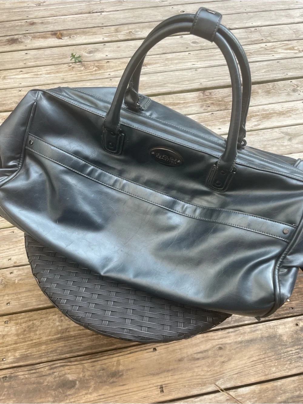 Vintage Kenneth Cole Reaction Black Rolling Duffel Travel Bag /Carry On Luggage
